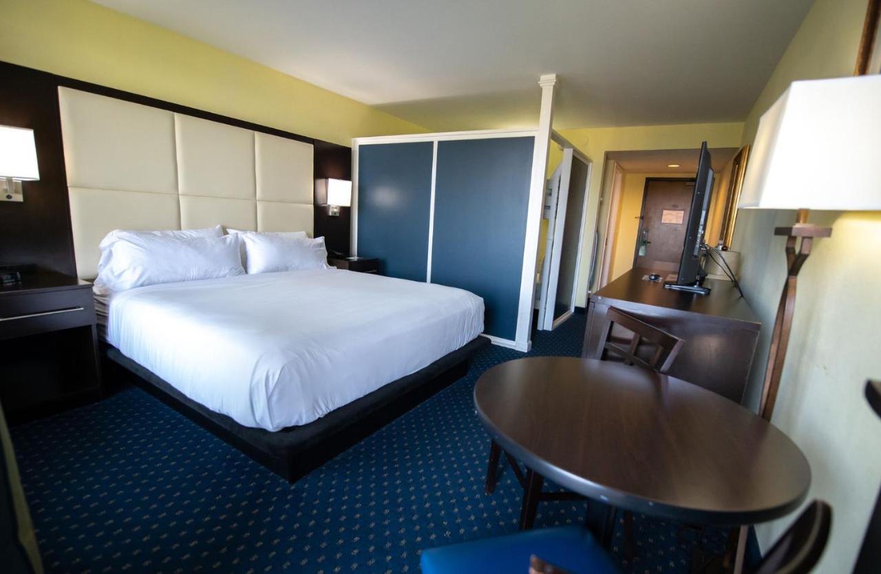 Holiday Inn Bar Harbor Regency Hotel By Ihg Extérieur photo