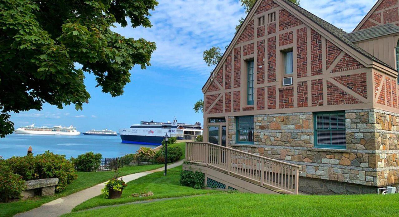 Holiday Inn Bar Harbor Regency Hotel By Ihg Extérieur photo