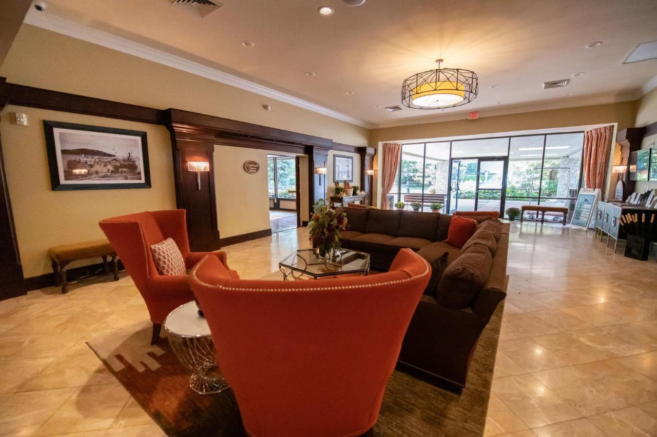 Holiday Inn Bar Harbor Regency Hotel By Ihg Extérieur photo