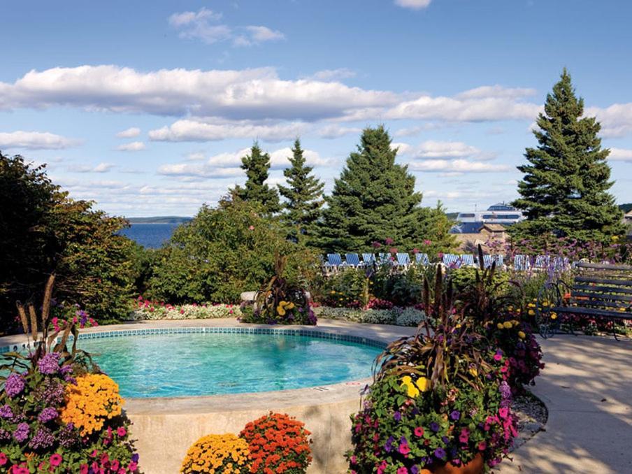 Holiday Inn Bar Harbor Regency Hotel By Ihg Extérieur photo